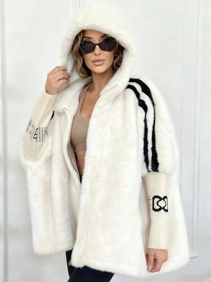 Aaliyah – Oversized Faux Fur Coat with Hood