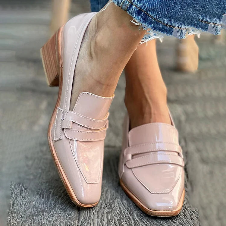 SHINY WIDE HEEL LOAFERS